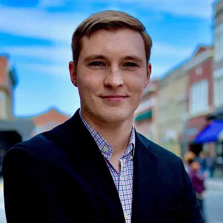 Jonathan Byus's Headshot